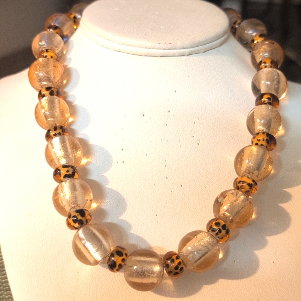 Lovely Venetian Glass Beaded Neck - Picture 1 of 4